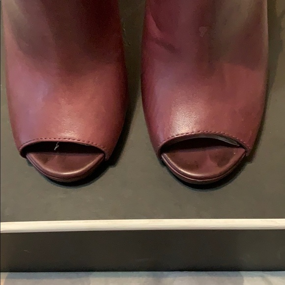 7.5 wine leather booties - Picture 4 of 8